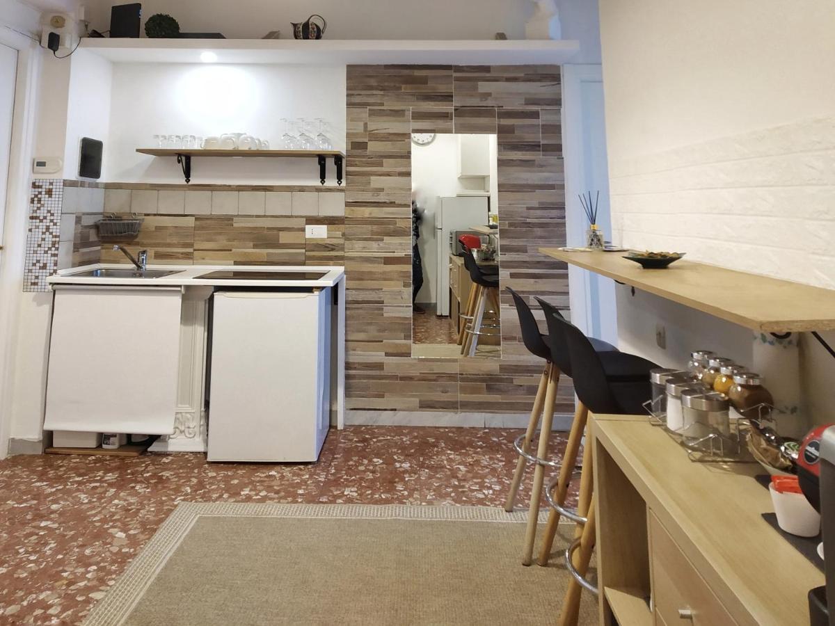 "Vacanze Romane" Stazione Tiburtina, Appartamento Tre Camere Da Letto 5 Posti Letto Zewnętrze zdjęcie