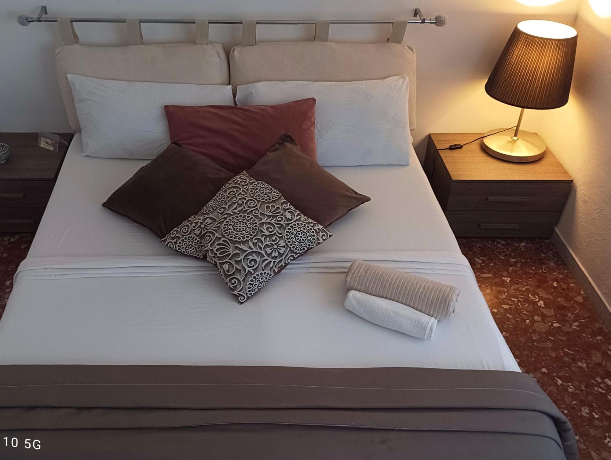 "Vacanze Romane" Stazione Tiburtina, Appartamento Tre Camere Da Letto 5 Posti Letto Zewnętrze zdjęcie